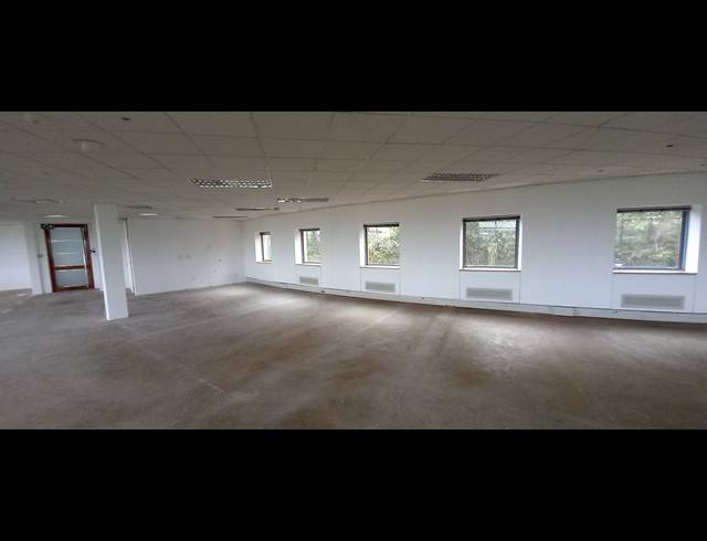 364M² OFFICE TO LET IN WOODMEAD